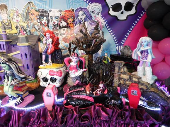 Decoração de festa infantil Monster High